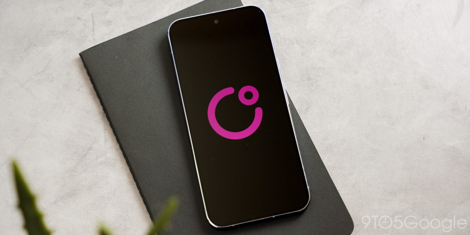 دستیار هوشمند «COSMO» نیامده از پلی‌استور حذف شد