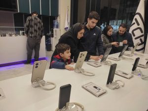 ویترین‌های ملتهب؛ بررسی ساختار قیمتی بازار گوشی موبایل ایران/ غیبتی که همه حسش می‌کنند
