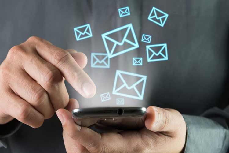 ايتنا - ایرانی‌ها بهار امسال چقدر پیامک زدند؟