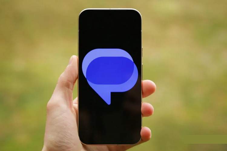 ايتنا - قابلیت عجیب Google Messages در حال انتشار است؛ اپلیکیشن خودش با شما چت می‌کند