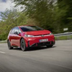 فولکس‌واگن از قدرتمندترین GTI تاریخ با ۳۲۶ اسب‌بخار قدرت رونمایی کرد + تصویر