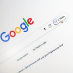 گوگل با تغییر AI Overview کاربران را به استفاده از هوش مصنوعی خود ترغیب می‌کند