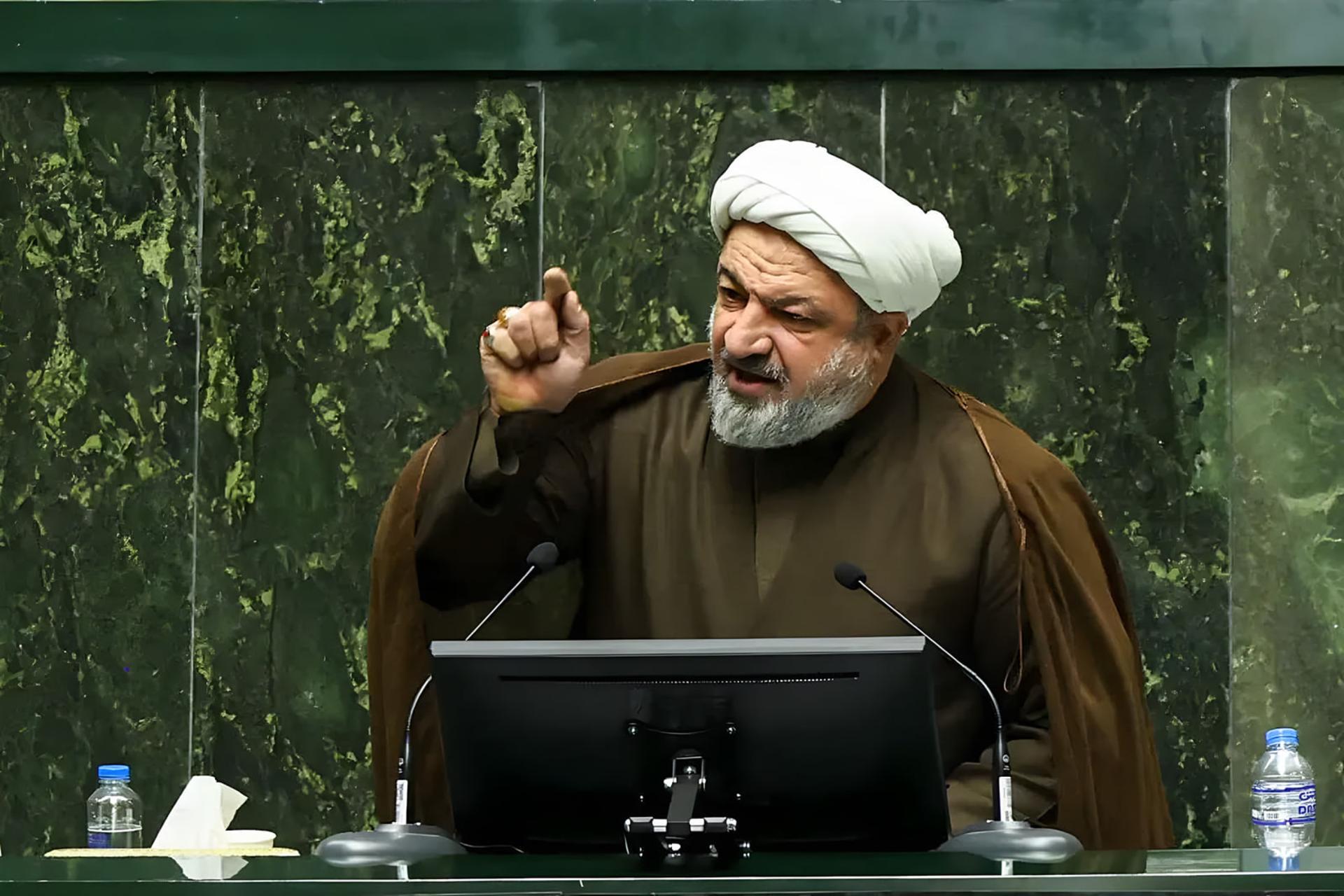 حمید رسایی: کالابرگ مرداد بعضی گروه‌ها قرار است شهریورماه واریز شود